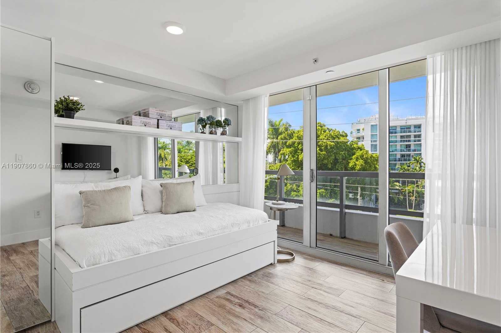 Small Image of 9261 EAST BAY HARBOR DR #407, Bay Harbor Islands Number 17