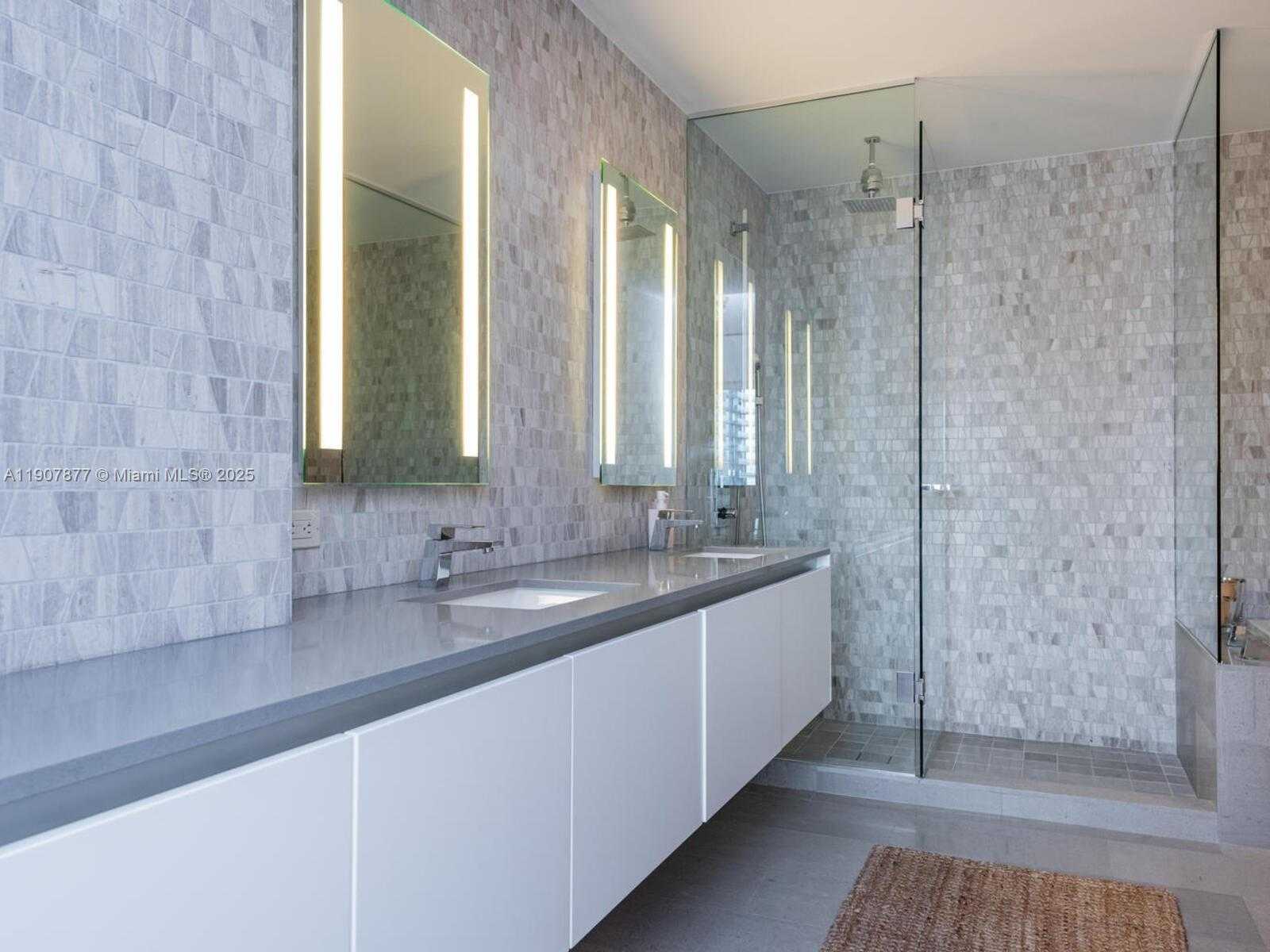 Small Image of 68 SOUTH EAST 6TH ST #2304, Miami Number 11