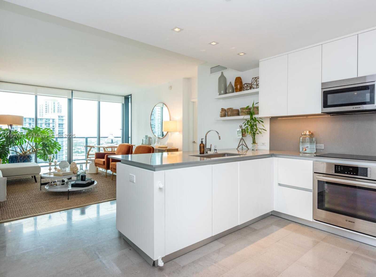 Small Image of 68 SOUTH EAST 6TH ST #2304, Miami Number 5