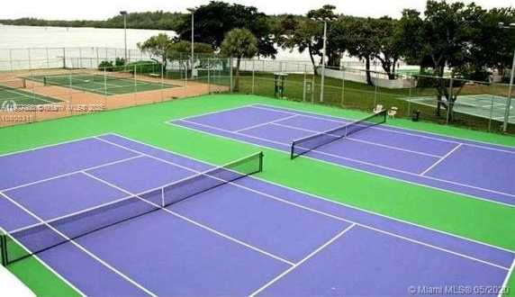 Small Image of 100 BAYVIEW DR #1230, Sunny Isles Beach Number 30