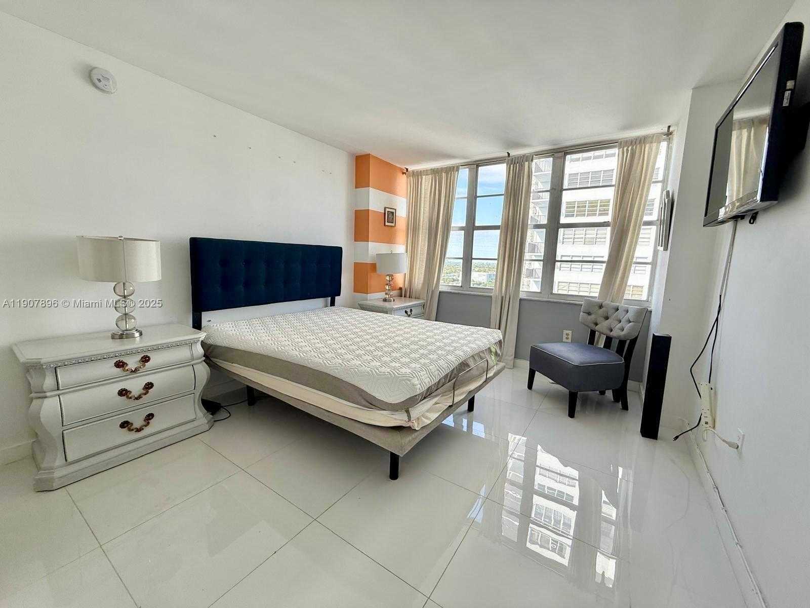 Small Image of 18051 BISCAYNE BLVD #1604, Aventura Number 19