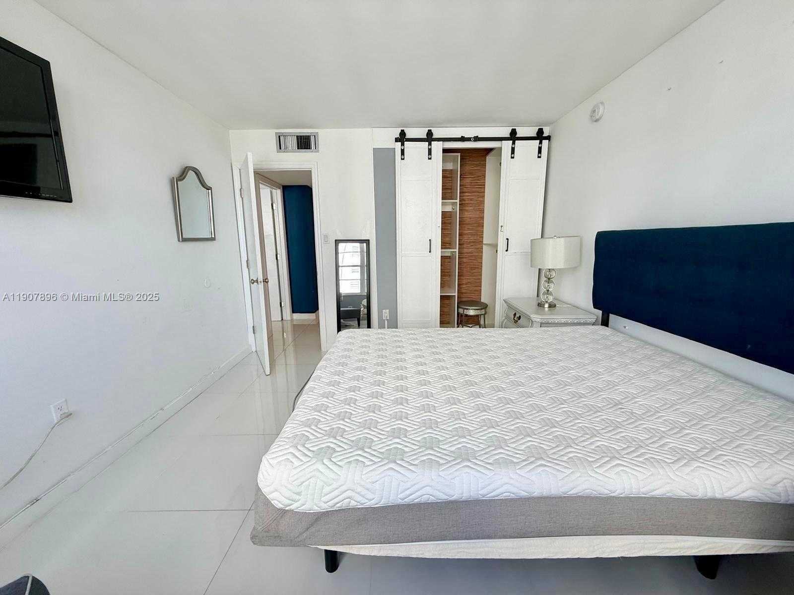 Small Image of 18051 BISCAYNE BLVD #1604, Aventura Number 20