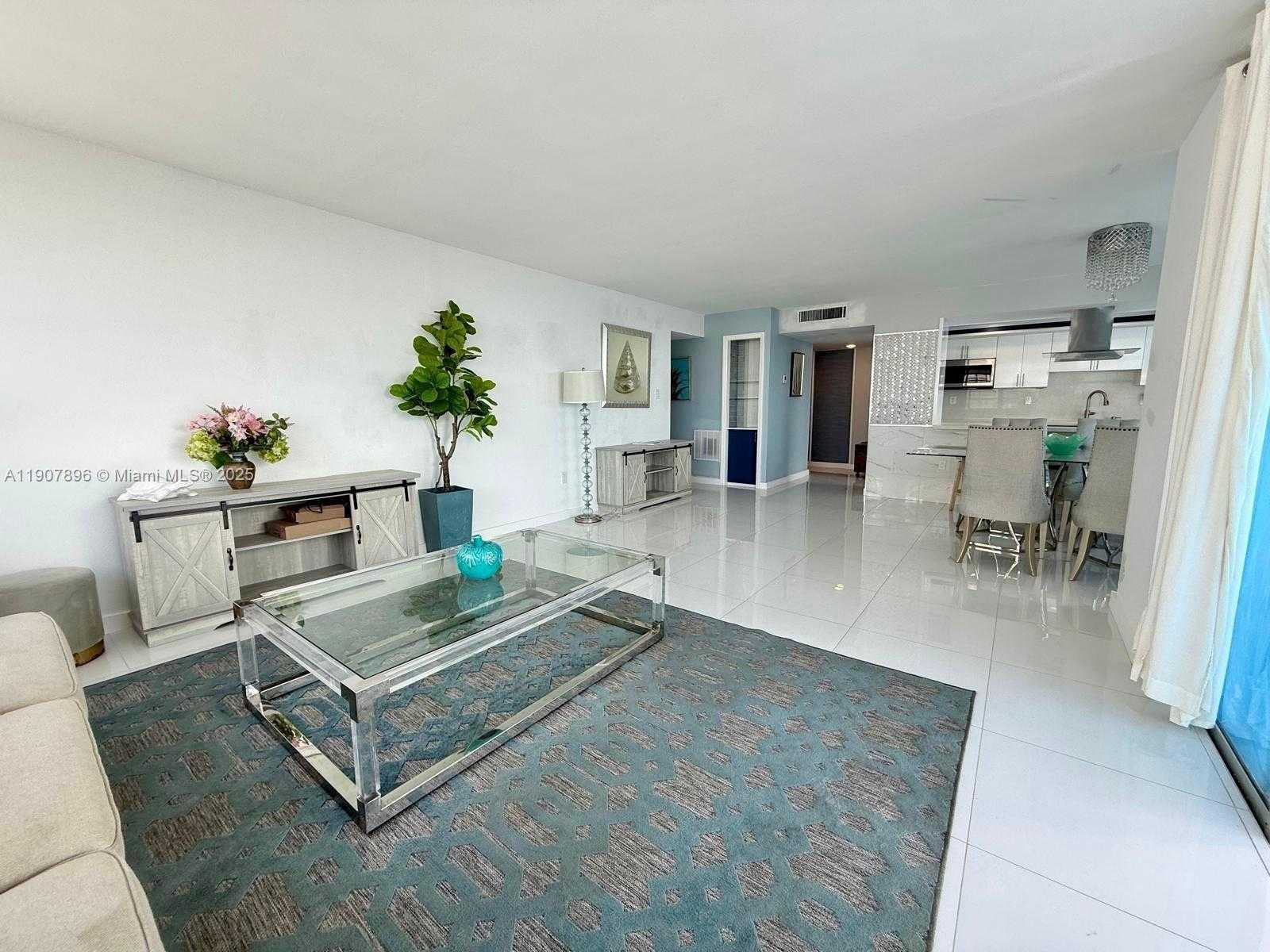 Small Image of 18051 BISCAYNE BLVD #1604, Aventura Number 3