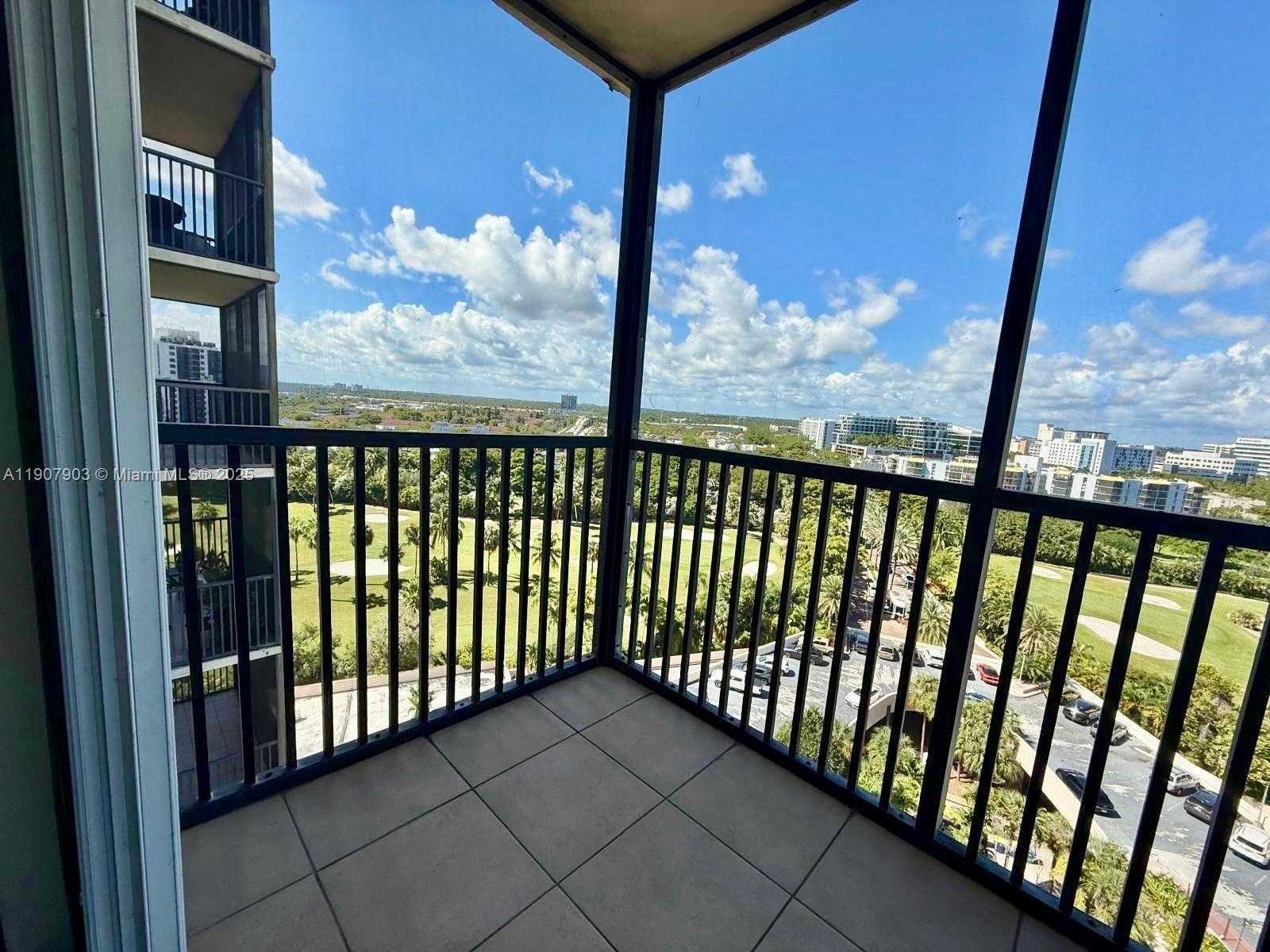 Small Image of 20301 WEST COUNTRY CLUB DR #1421, Aventura Number 3