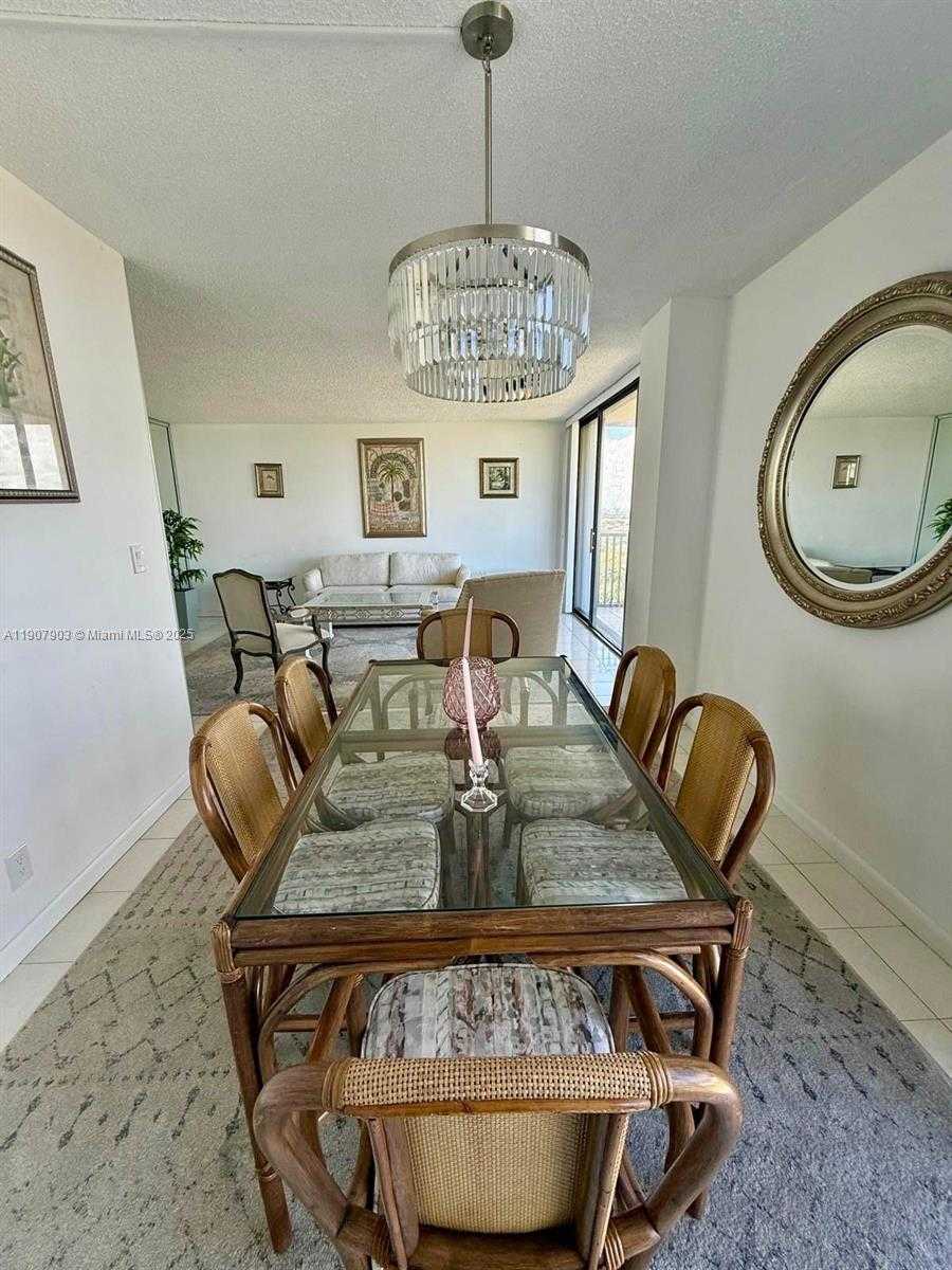 Small Image of 20301 WEST COUNTRY CLUB DR #1421, Aventura Number 6