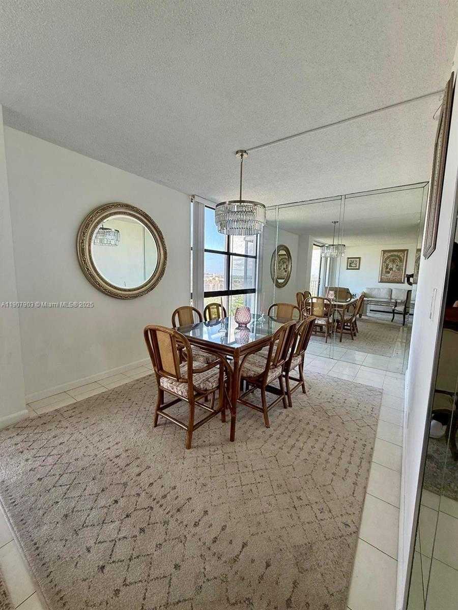 Small Image of 20301 WEST COUNTRY CLUB DR #1421, Aventura Number 7