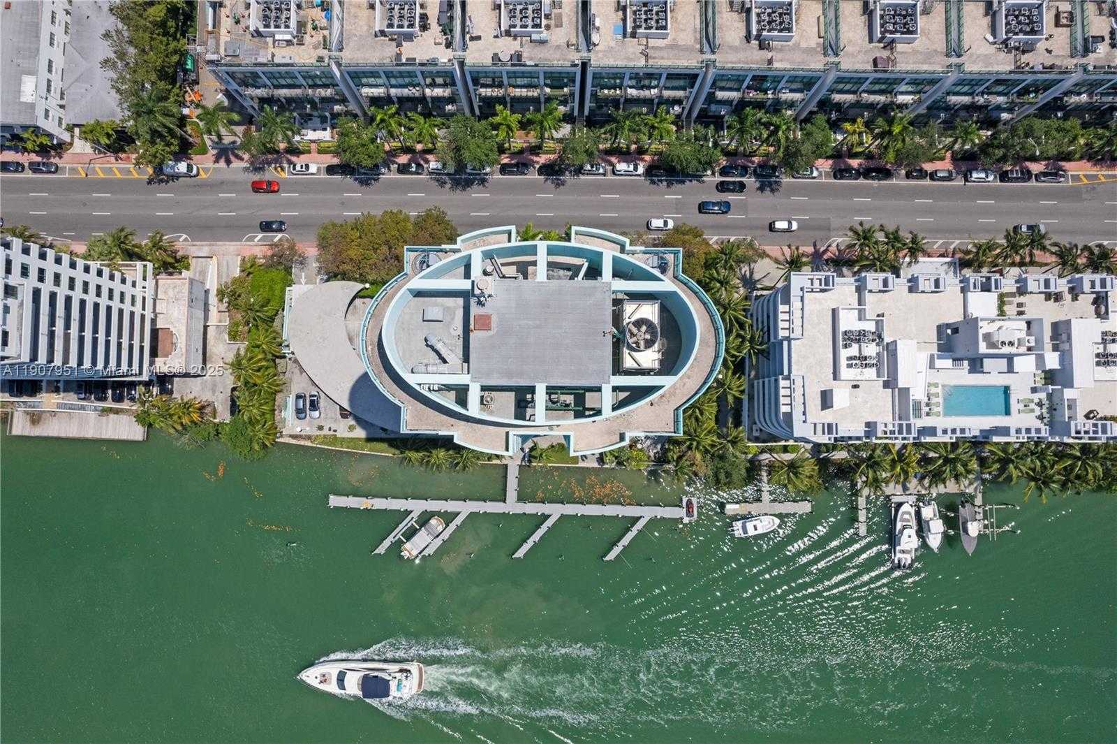 Small Image of 6000 INDIAN CREEK DR #PH 2501, Miami Beach Number 64