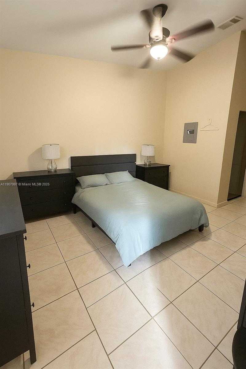 Small Image of 6700 NORTH WEST 190TH ST, Hialeah Number 12