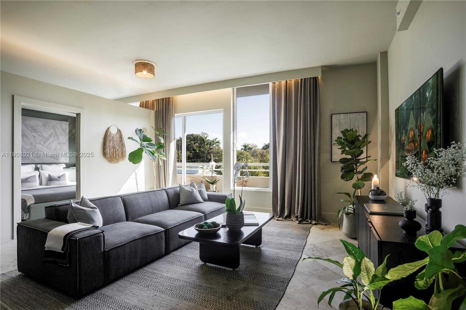 Small Image of 3250 GRAND AVE #306, Miami Number 1