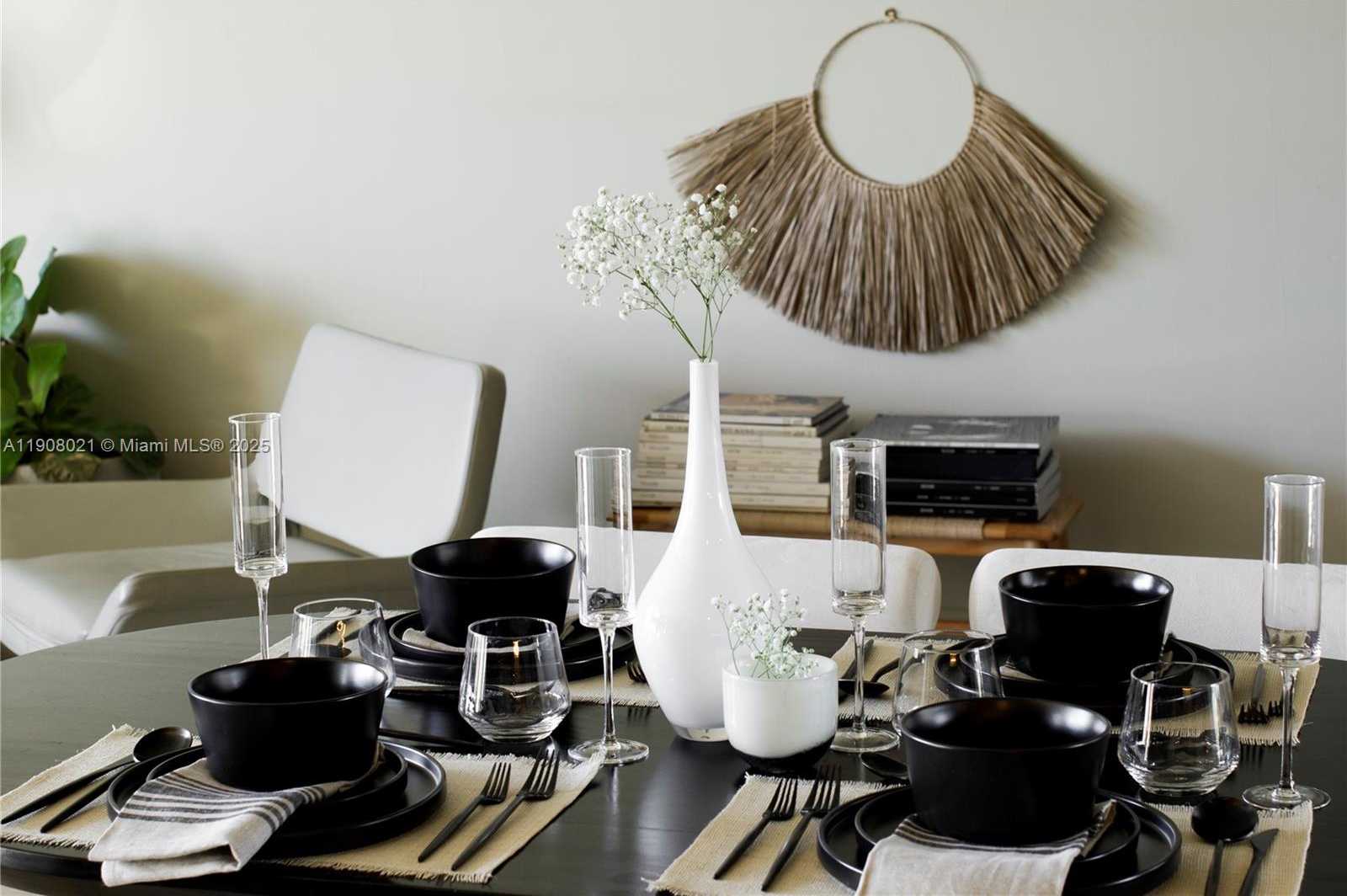 Small Image of 3250 GRAND AVE #306, Miami Number 12