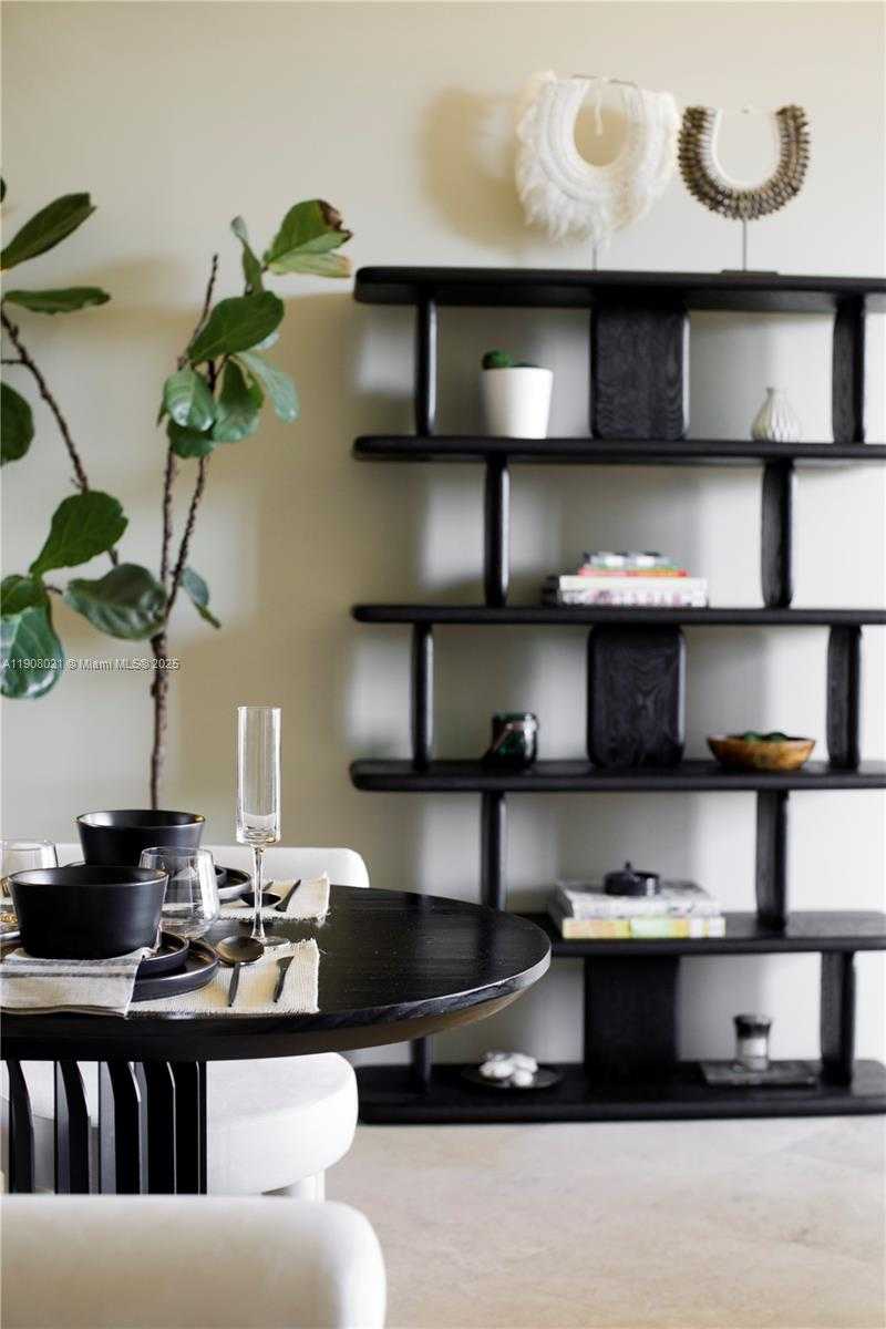 Small Image of 3250 GRAND AVE #306, Miami Number 16