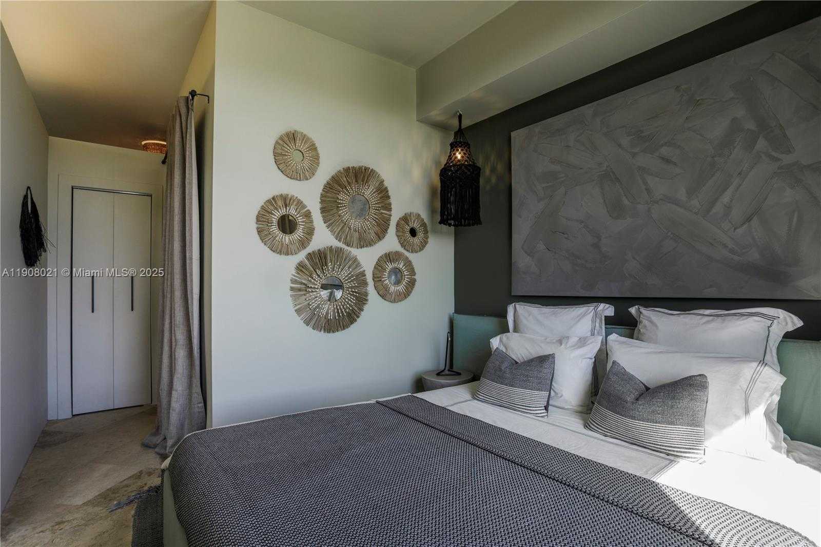 Small Image of 3250 GRAND AVE #306, Miami Number 31