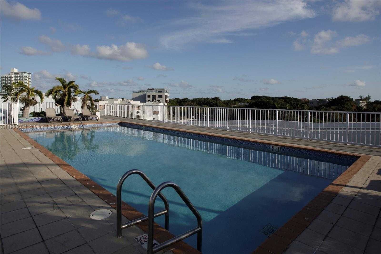 Small Image of 3250 GRAND AVE #306, Miami Number 42