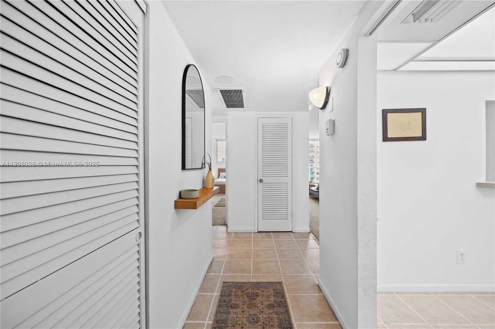 Small Image of 19380 COLLINS AVE #1017, Sunny Isles Beach Number 8