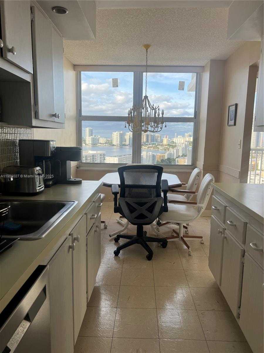 Small Image of 231 174TH ST #2202, Sunny Isles Beach Number 7
