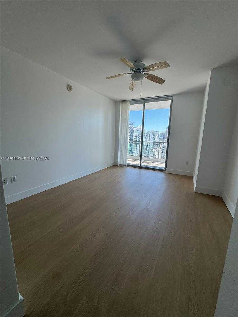 Small Image of 90 SOUTH WEST 3RD ST #3901, Miami Number 14
