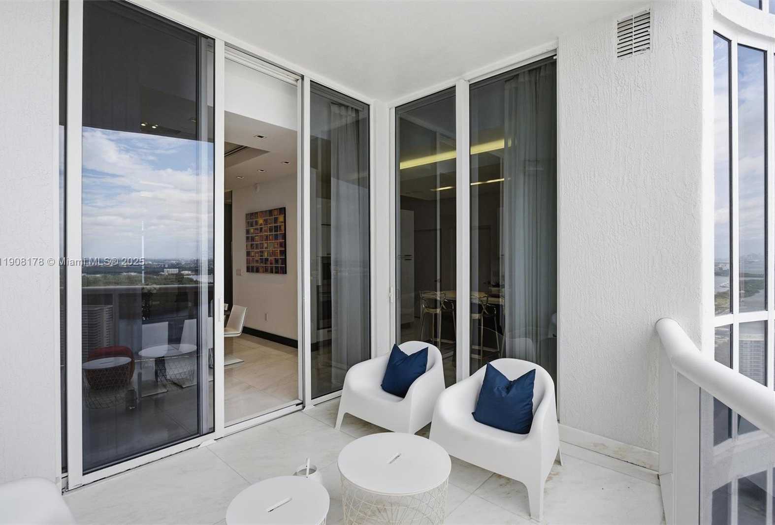 Small Image of 16001 COLLINS AVE #3504, Sunny Isles Beach Number 11