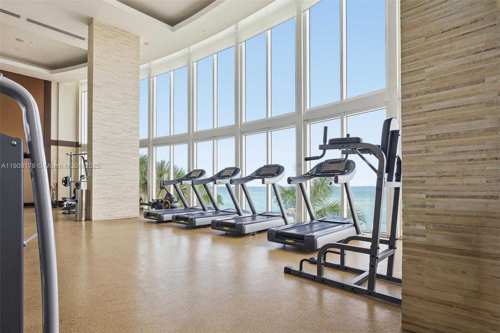 Small Image of 16001 COLLINS AVE #3504, Sunny Isles Beach Number 42