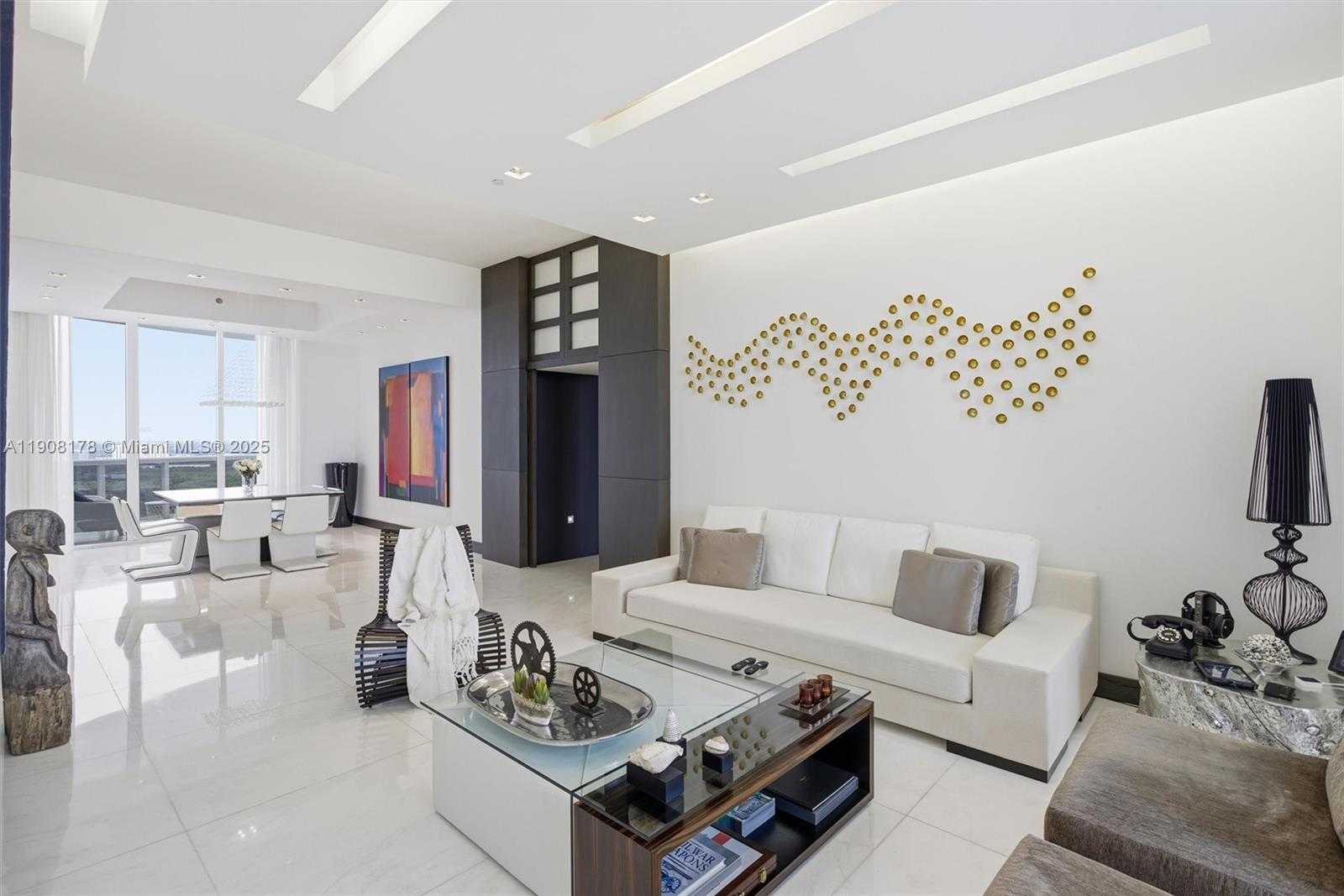 Small Image of 16001 COLLINS AVE #3504, Sunny Isles Beach Number 9