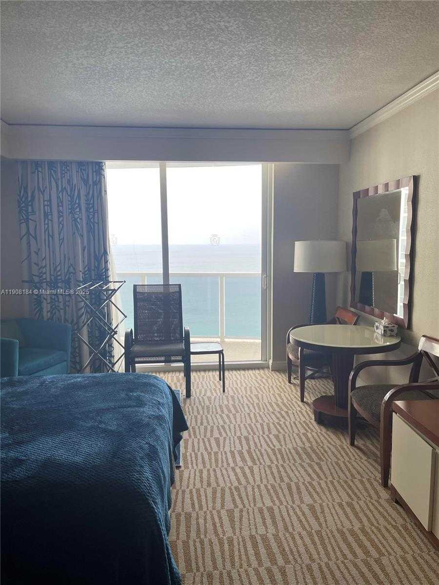 Small Image of 18001 COLLINS AVE #2908, Sunny Isles Beach Number 5