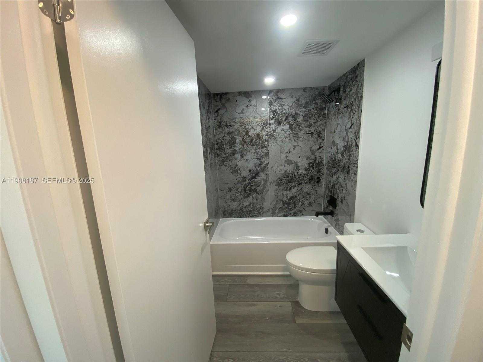 Small Image of 11800 SOUTH WEST 18TH ST #527-4, Miami Number 13