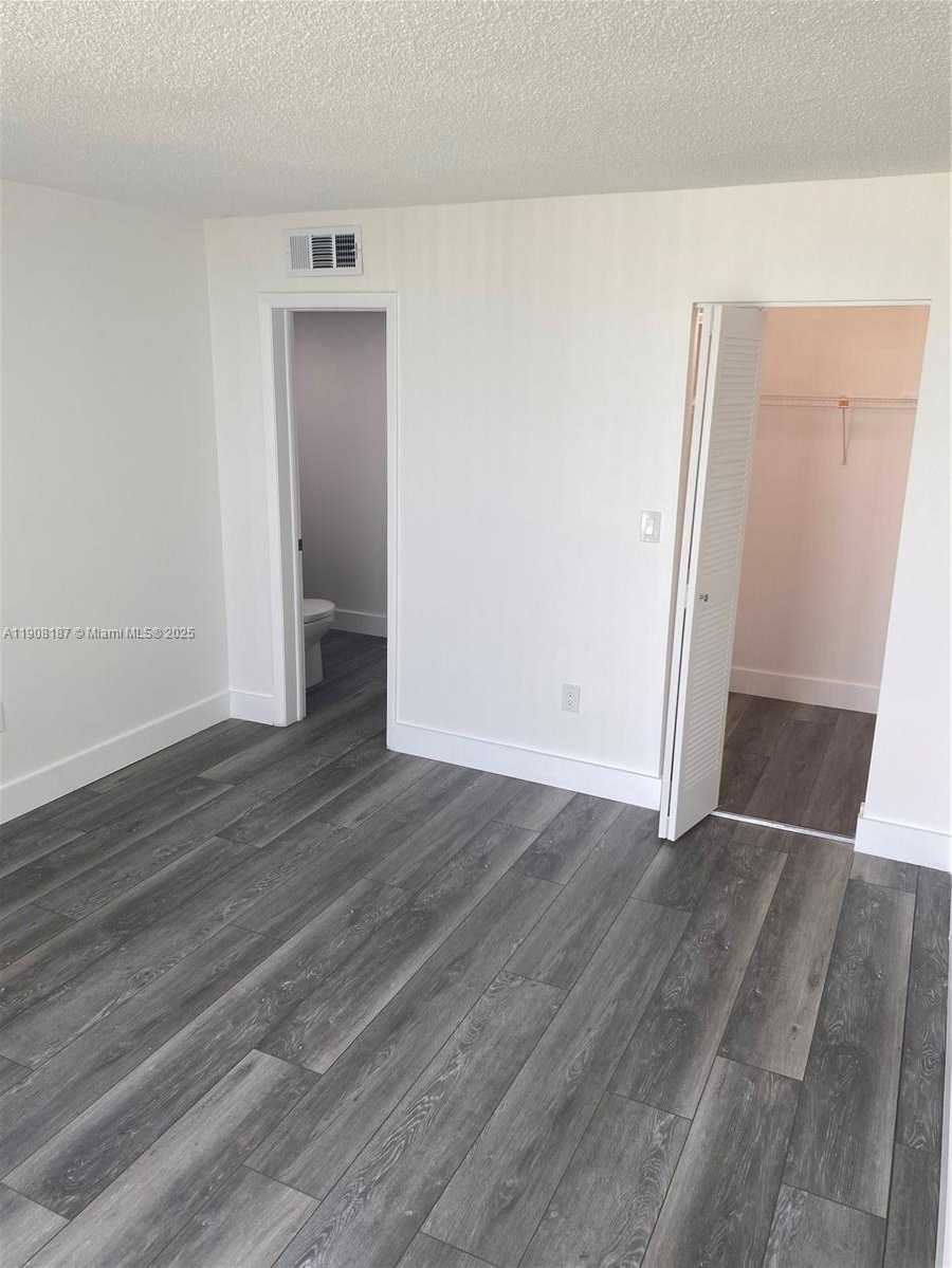 Small Image of 11800 SOUTH WEST 18TH ST #527-4, Miami Number 5