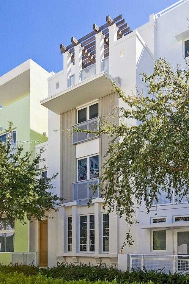 Small Image of 230 WATER WAY, Miami Beach Number 2