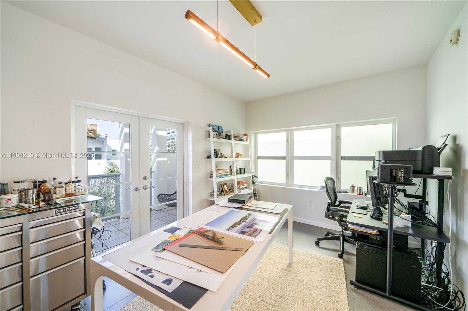 Small Image of 230 WATER WAY, Miami Beach Number 23
