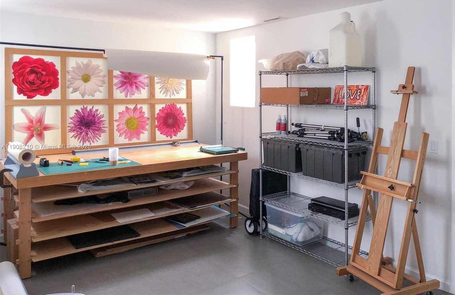 Small Image of 230 WATER WAY, Miami Beach Number 26