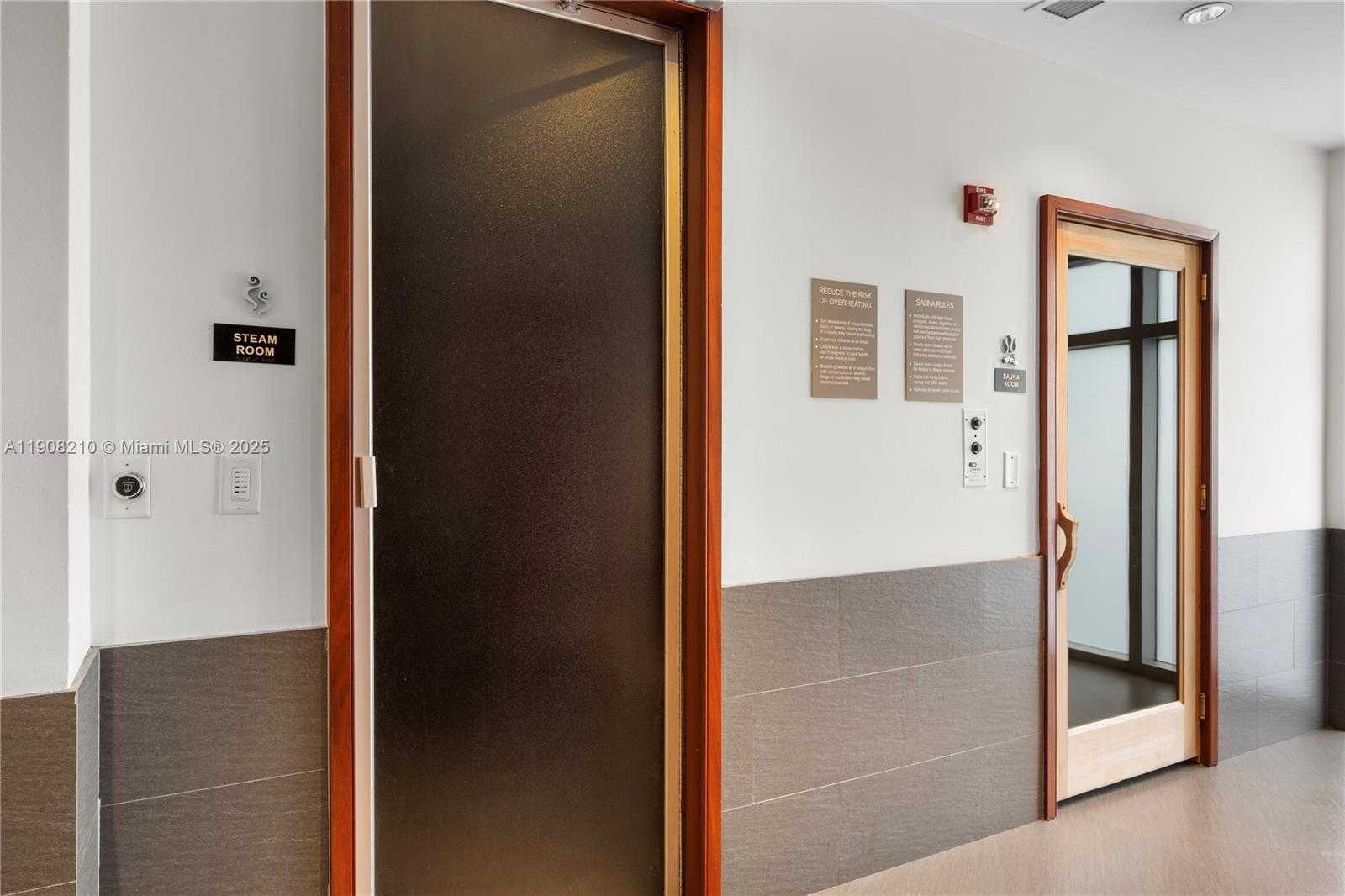 Small Image of 230 WATER WAY, Miami Beach Number 38