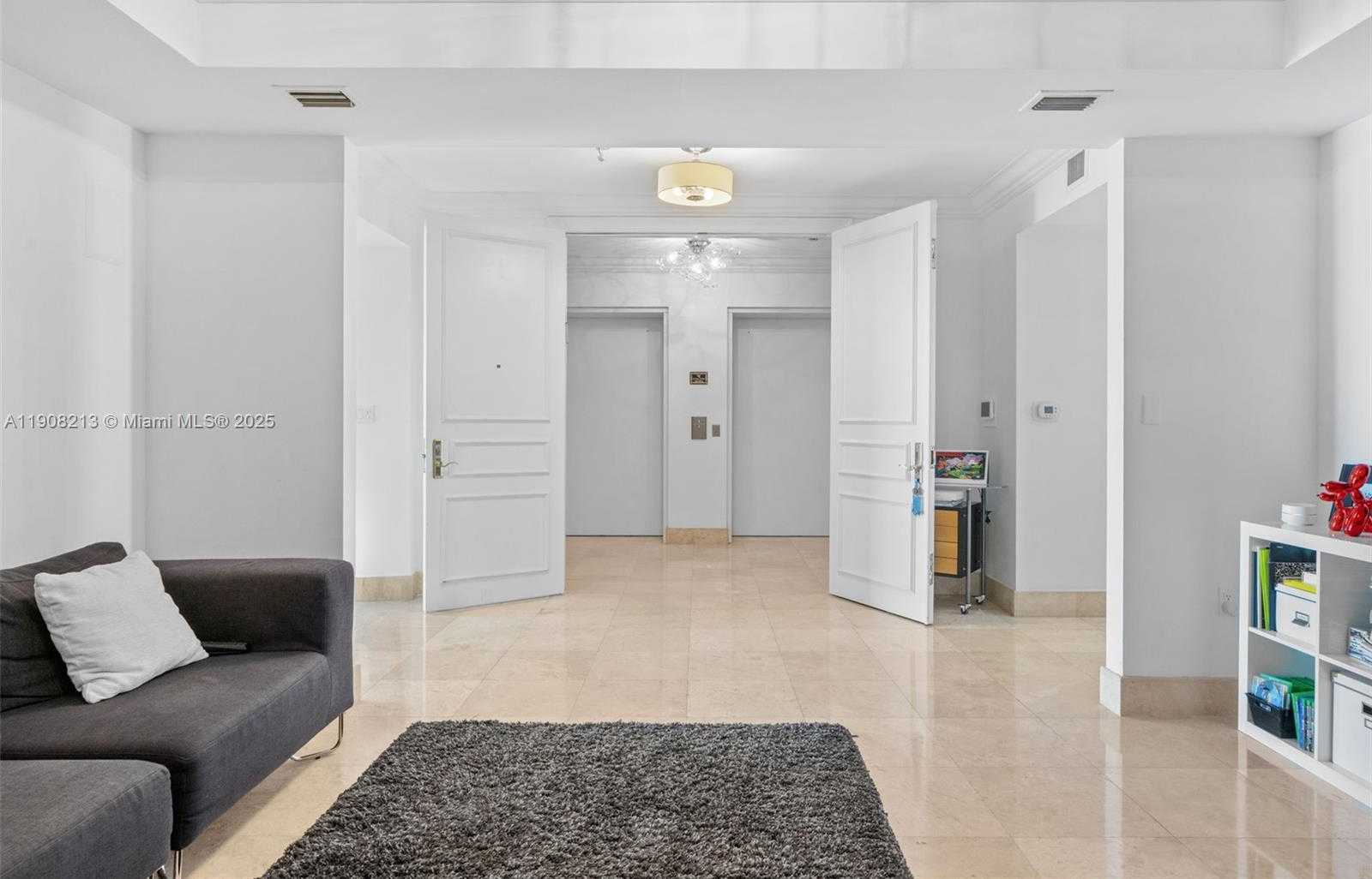 Small Image of 3201 NORTH EAST 183RD ST #1705, Aventura Number 12