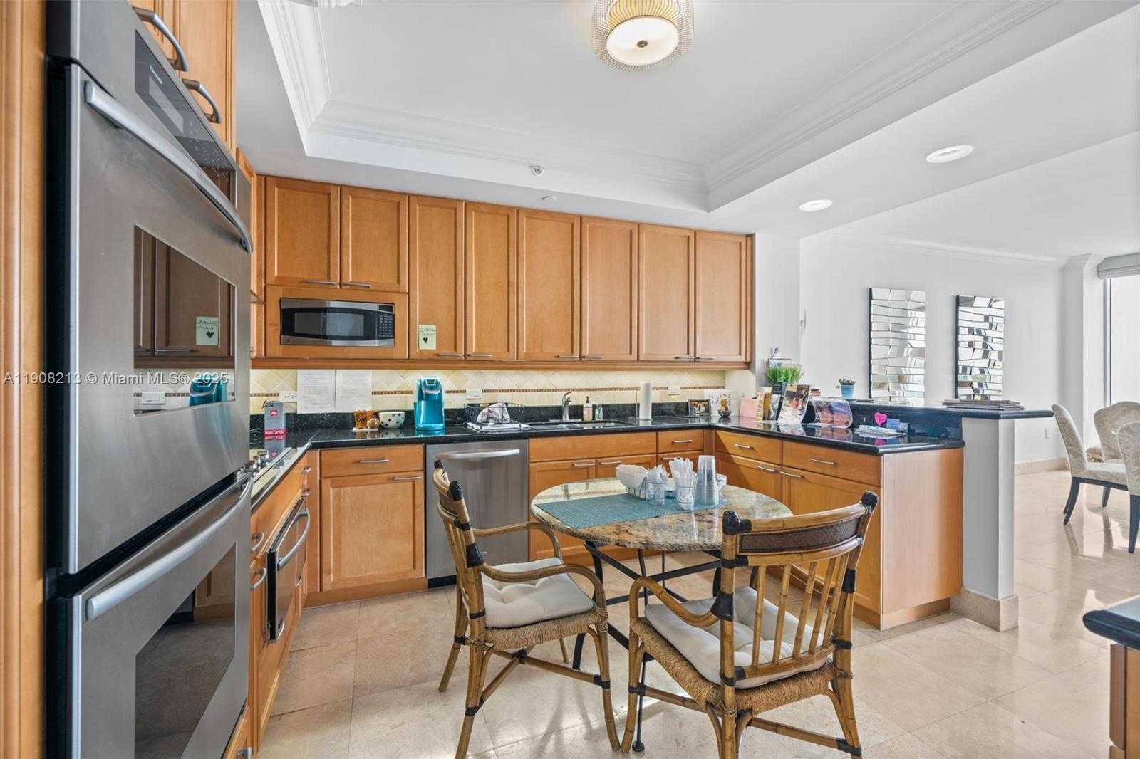 Small Image of 3201 NORTH EAST 183RD ST #1705, Aventura Number 13