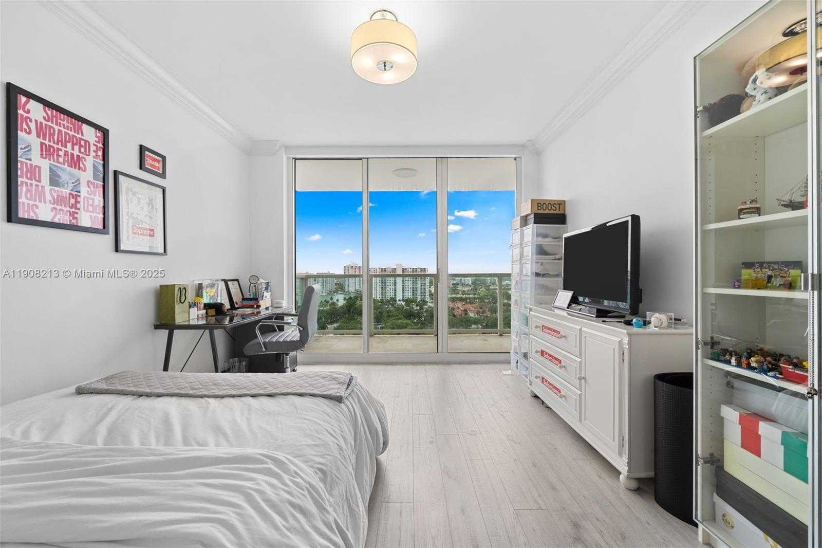 Small Image of 3201 NORTH EAST 183RD ST #1705, Aventura Number 17