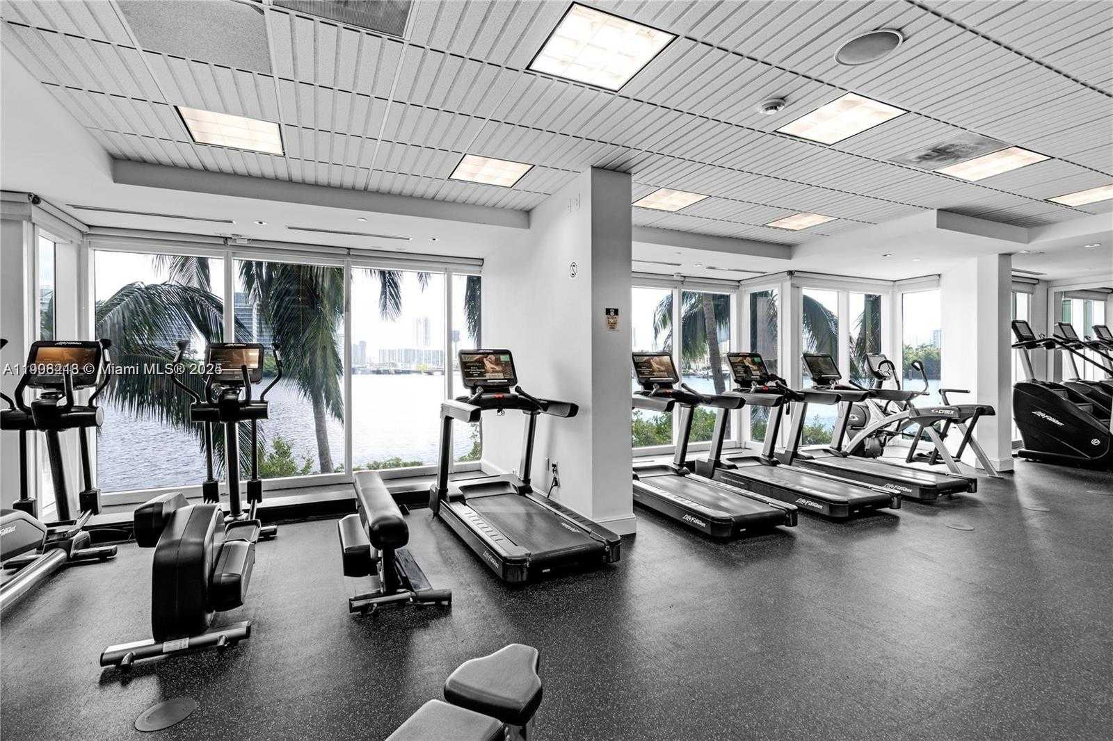 Small Image of 3201 NORTH EAST 183RD ST #1705, Aventura Number 31