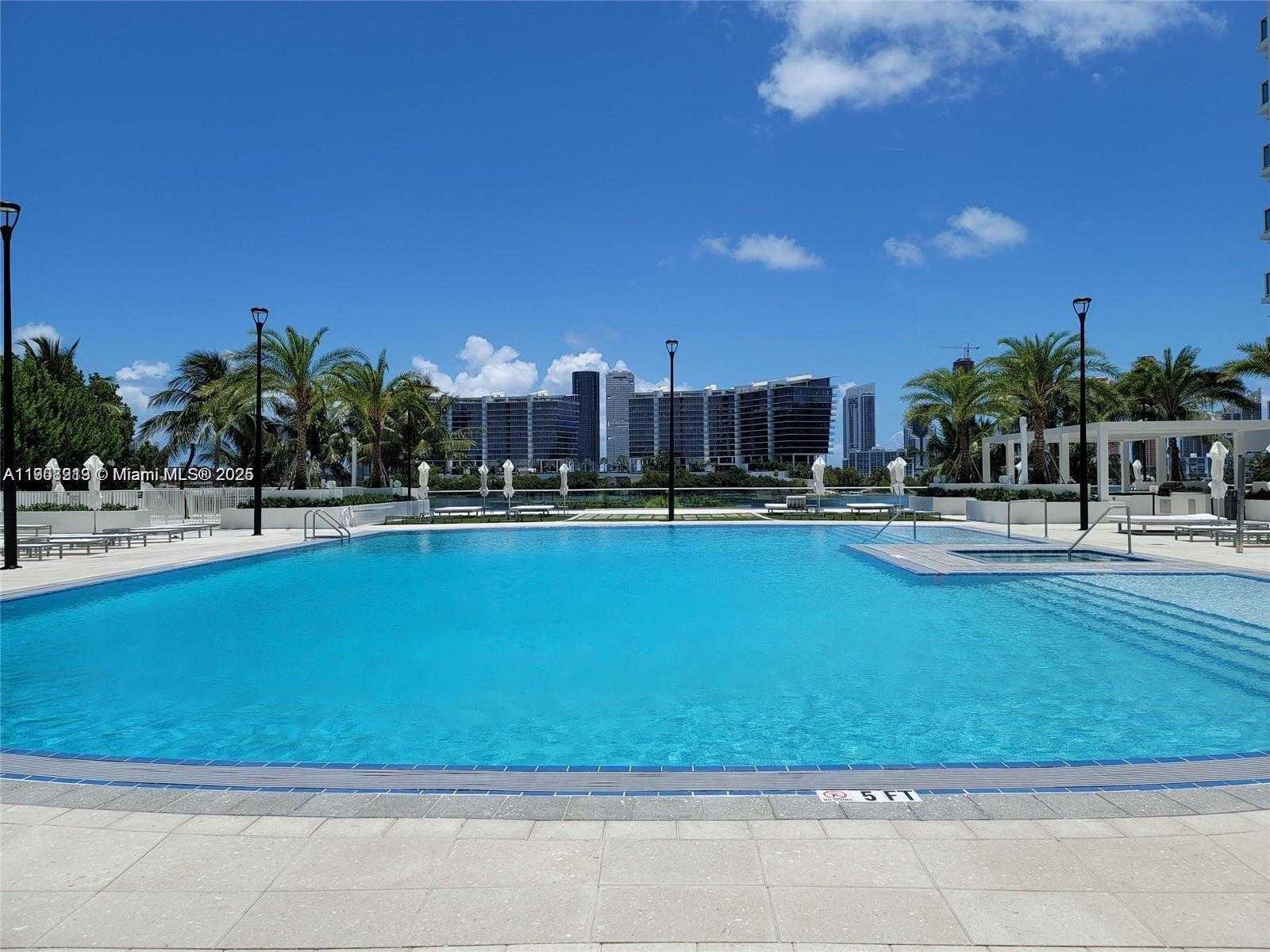 Small Image of 3201 NORTH EAST 183RD ST #1705, Aventura Number 43