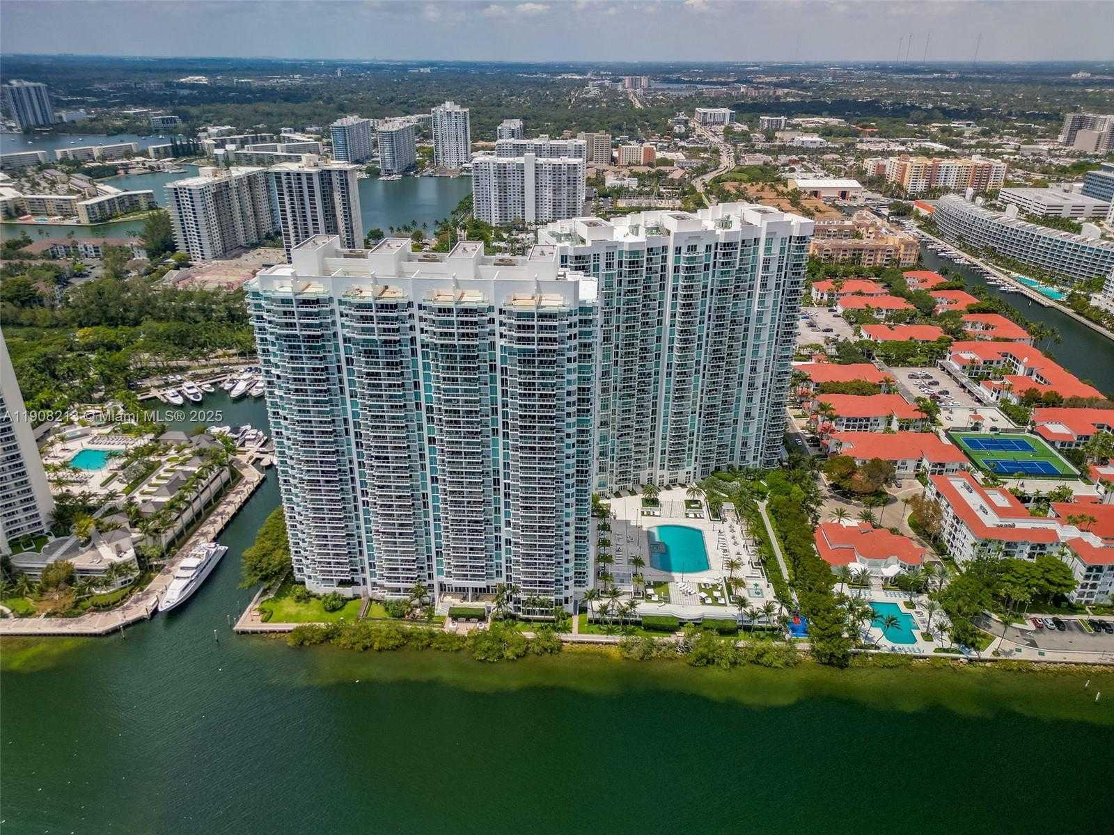 Small Image of 3201 NORTH EAST 183RD ST #1705, Aventura Number 57