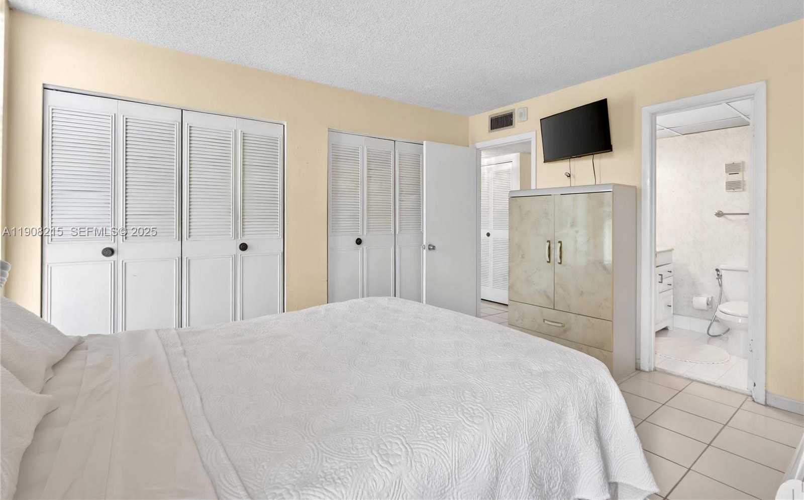 Small Image of 9401 SOUTH WEST 4TH ST #301-6, Miami Number 10