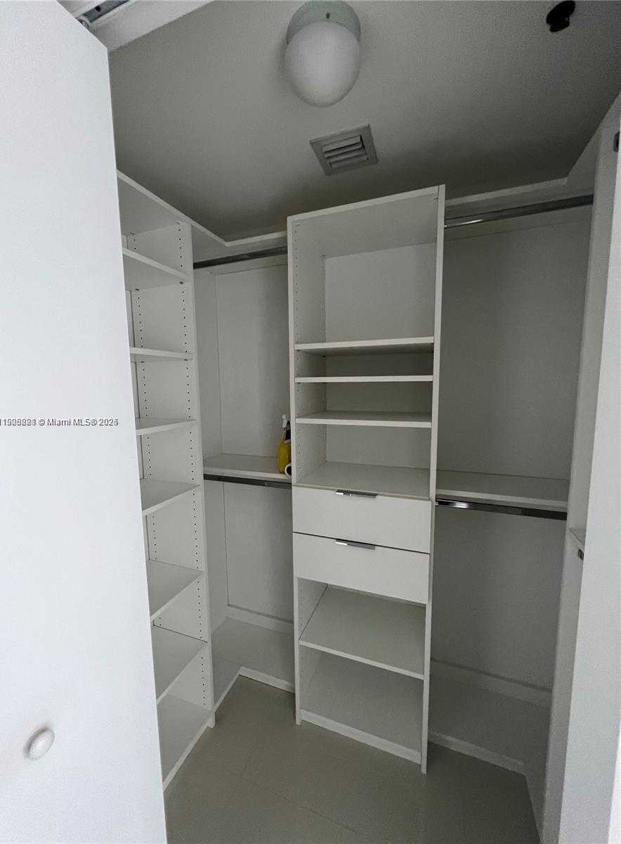 Small Image of 488 NORTH EAST 18TH ST #3100, Miami Number 14