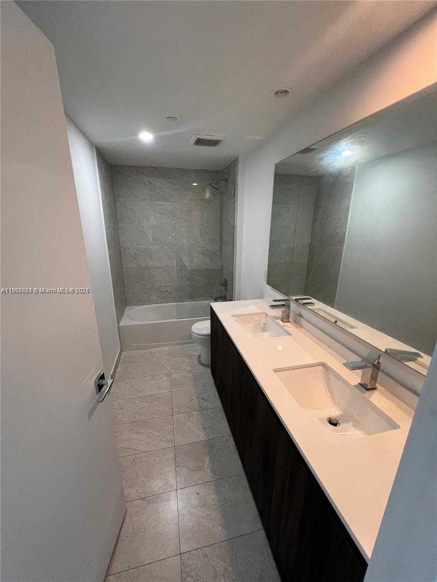 Small Image of 488 NORTH EAST 18TH ST #3100, Miami Number 19
