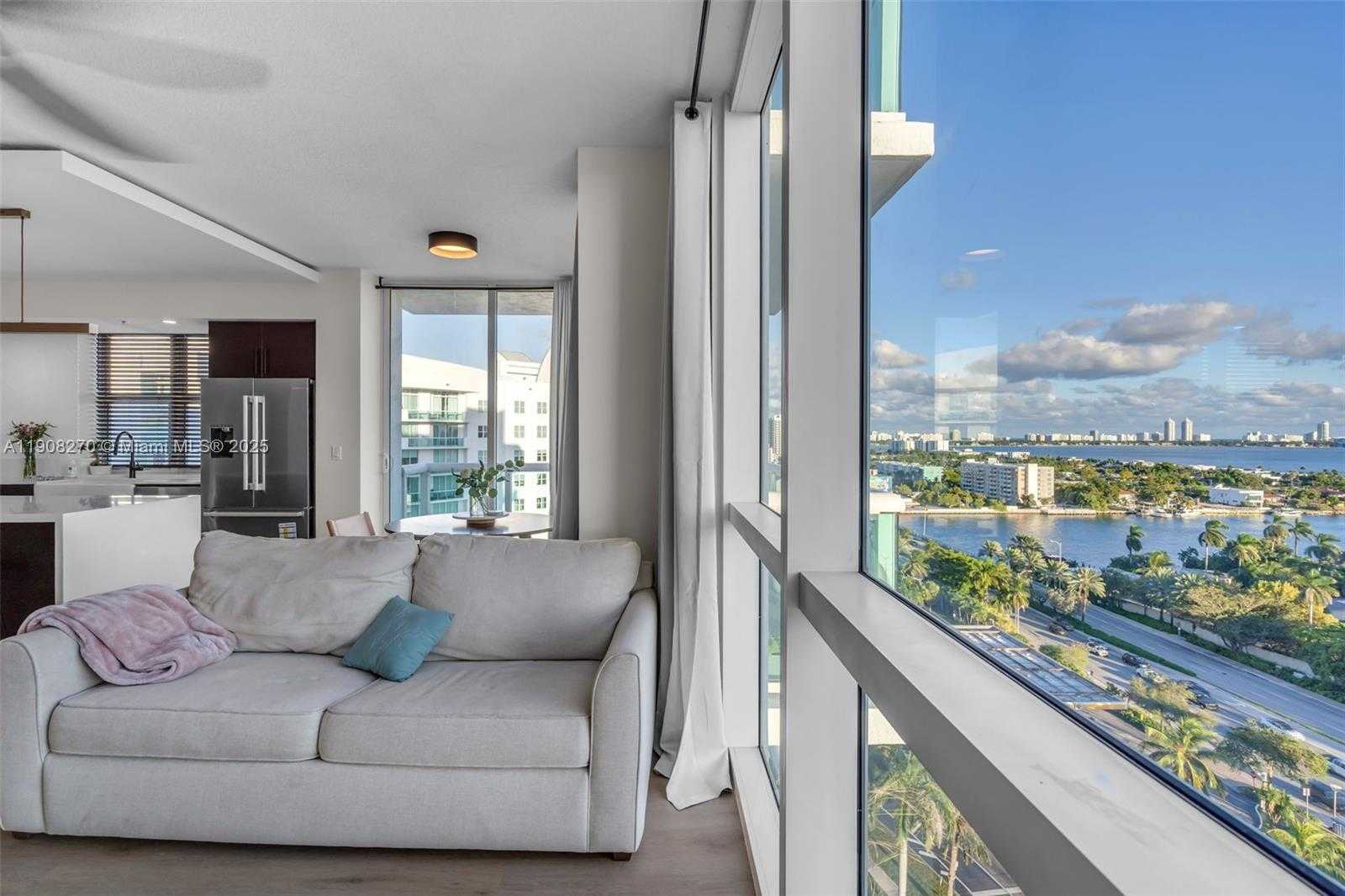 Small Image of 7900 HARBOR ISLAND DR #1525, North Bay Village Number 10