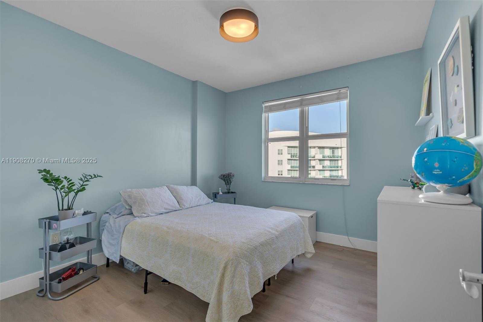 Small Image of 7900 HARBOR ISLAND DR #1525, North Bay Village Number 15