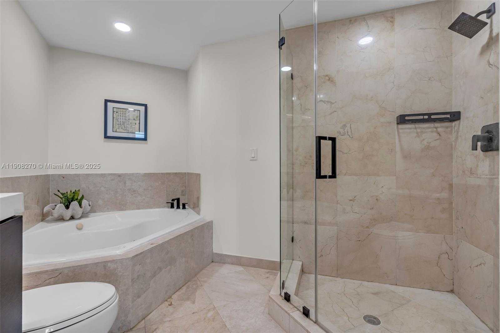 Small Image of 7900 HARBOR ISLAND DR #1525, North Bay Village Number 23