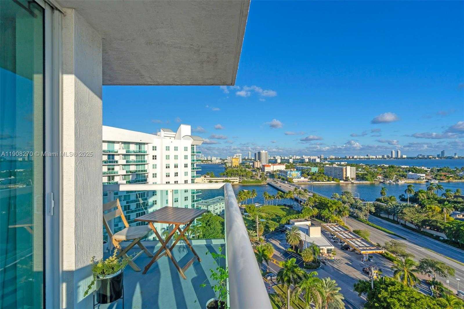 Small Image of 7900 HARBOR ISLAND DR #1525, North Bay Village Number 29