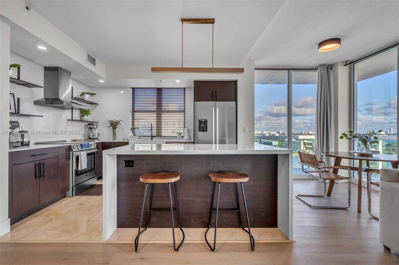 Small Image of 7900 HARBOR ISLAND DR #1525, North Bay Village Number 5