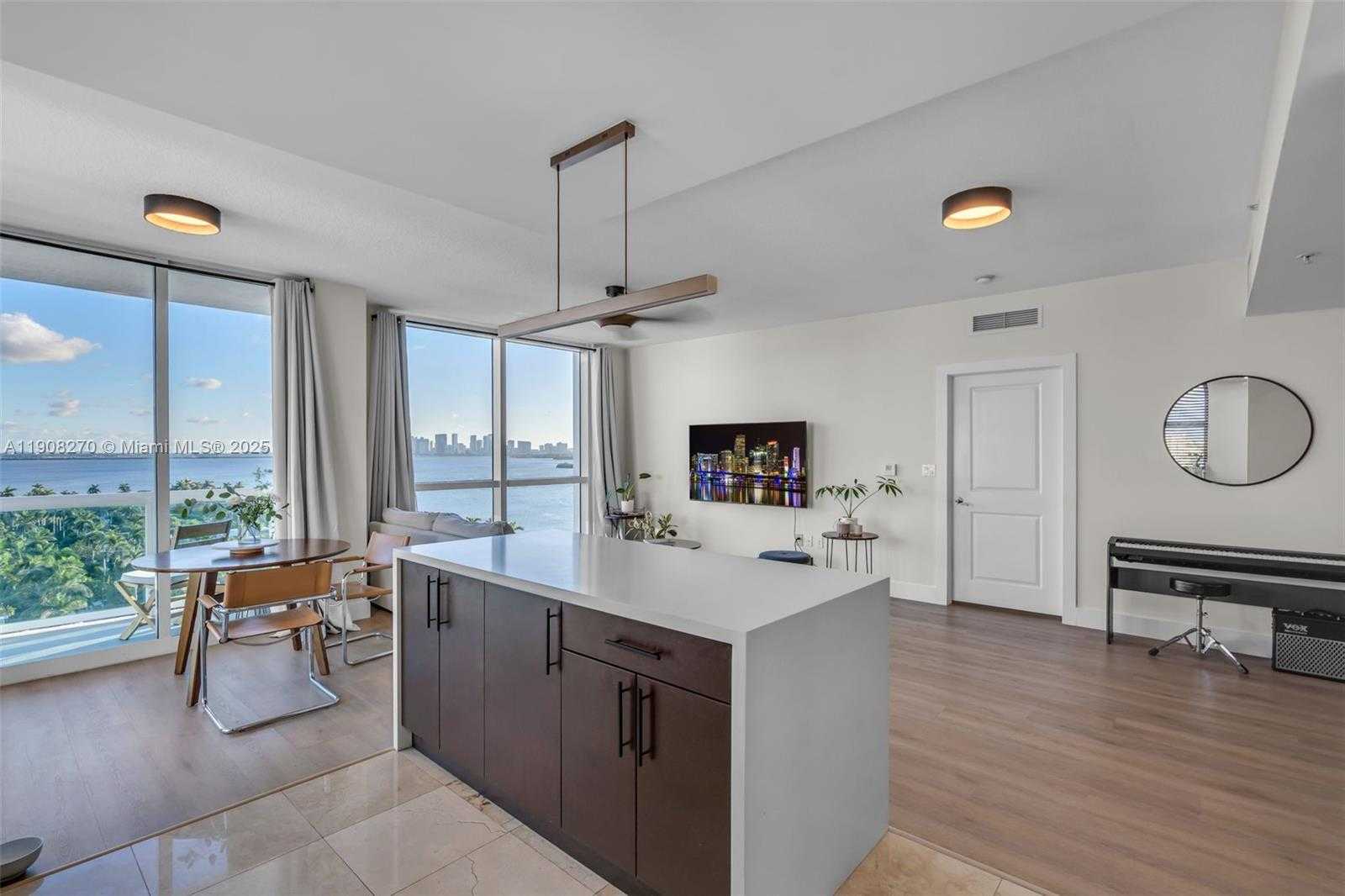 Small Image of 7900 HARBOR ISLAND DR #1525, North Bay Village Number 7