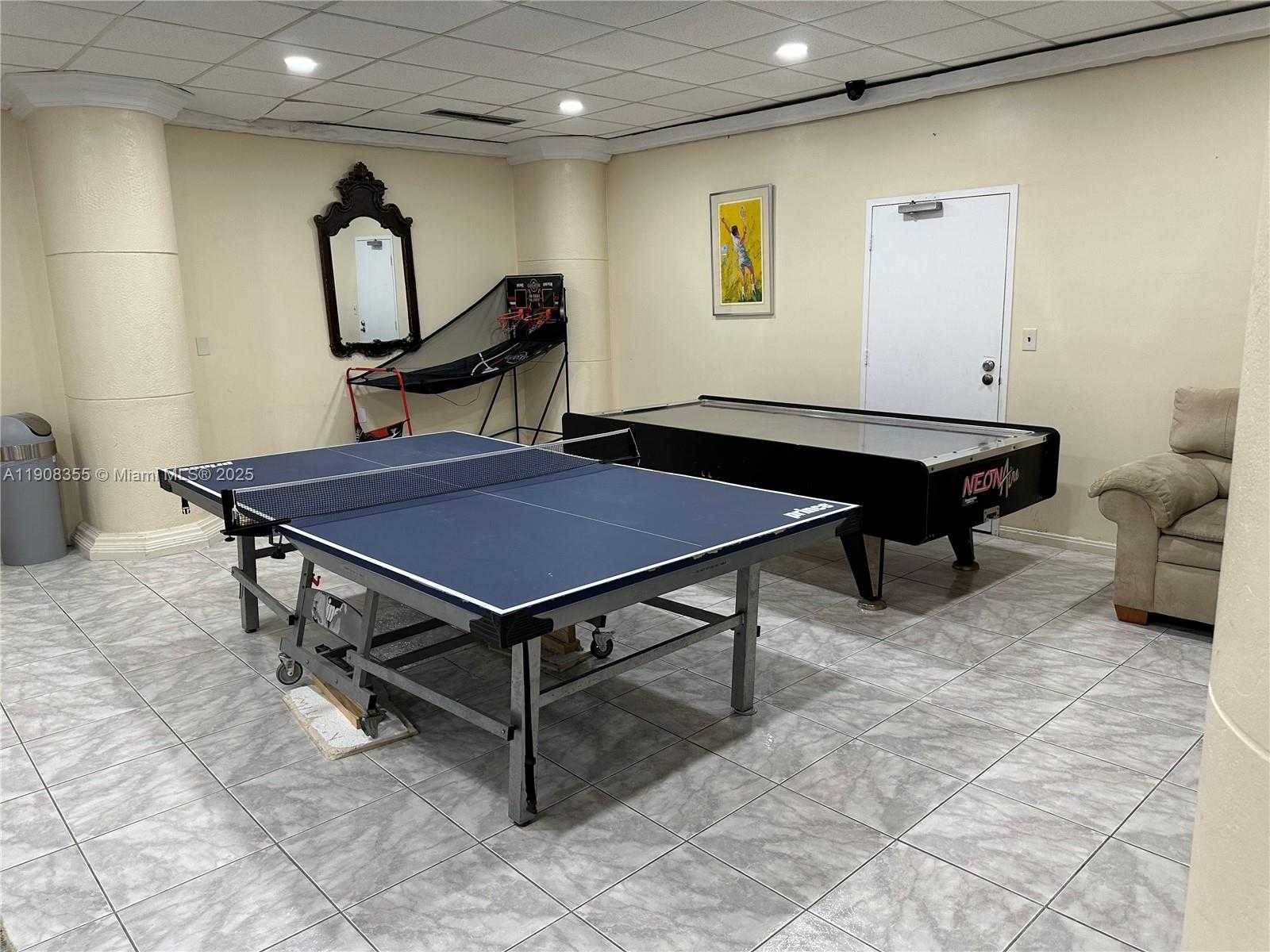 Small Image of 3725 SOUTH OCEAN DR #1517, Hollywood Number 8