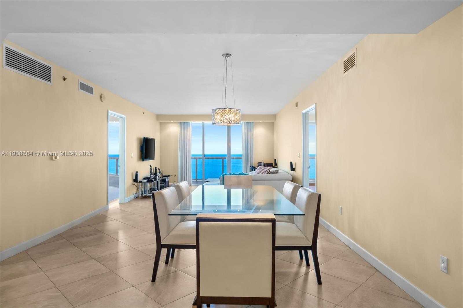Small Image of 1800 SOUTH OCEAN DR #2603, Hallandale Beach Number 4