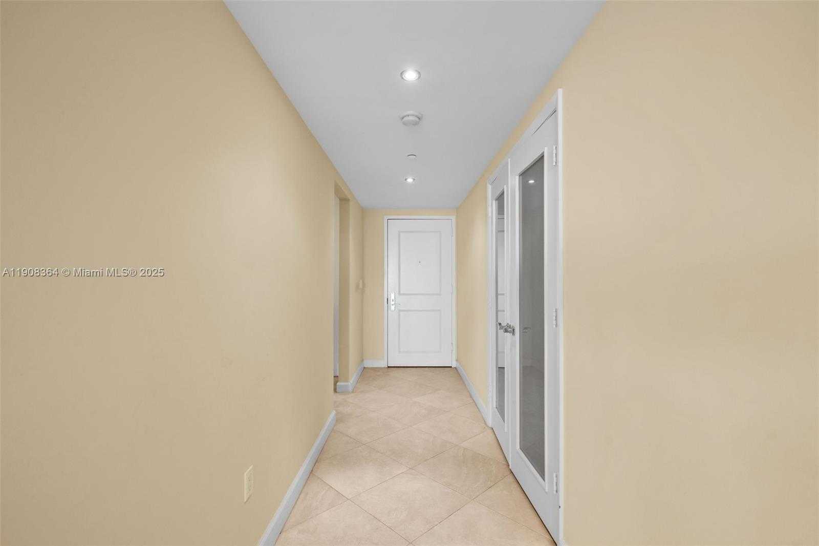 Small Image of 1800 SOUTH OCEAN DR #2603, Hallandale Beach Number 7