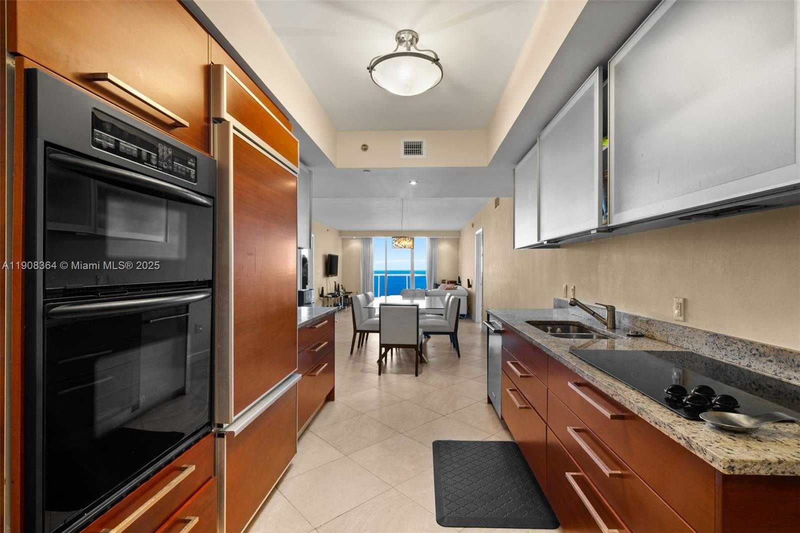 Small Image of 1800 SOUTH OCEAN DR #2603, Hallandale Beach Number 9