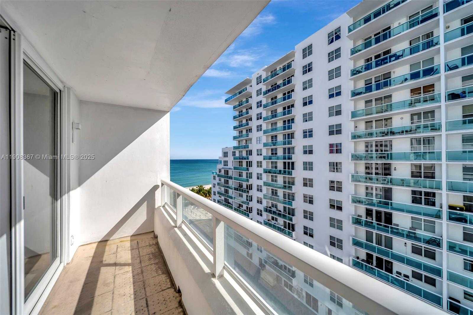Small Image of 5005 COLLINS AVE #1009, Miami Beach Number 17